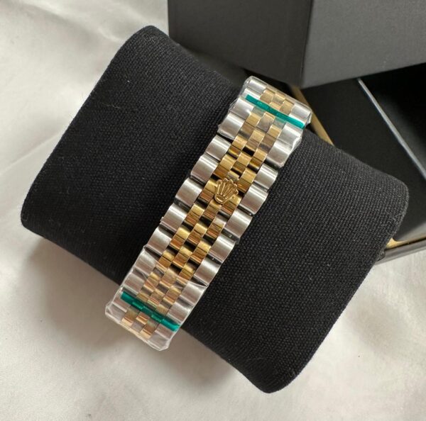 PHOTO-2024-10-10-23-04-18 (1)