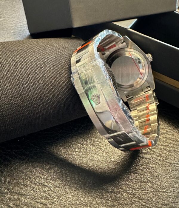 999eee28-7f54-404f-9d3c-6260b9398d66